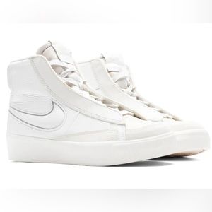 WOMEN'S NIKE SNEAKER BLAZER MID VICTORY - SUMMIT WHITE/PHANTOM/LIGHT CREAM